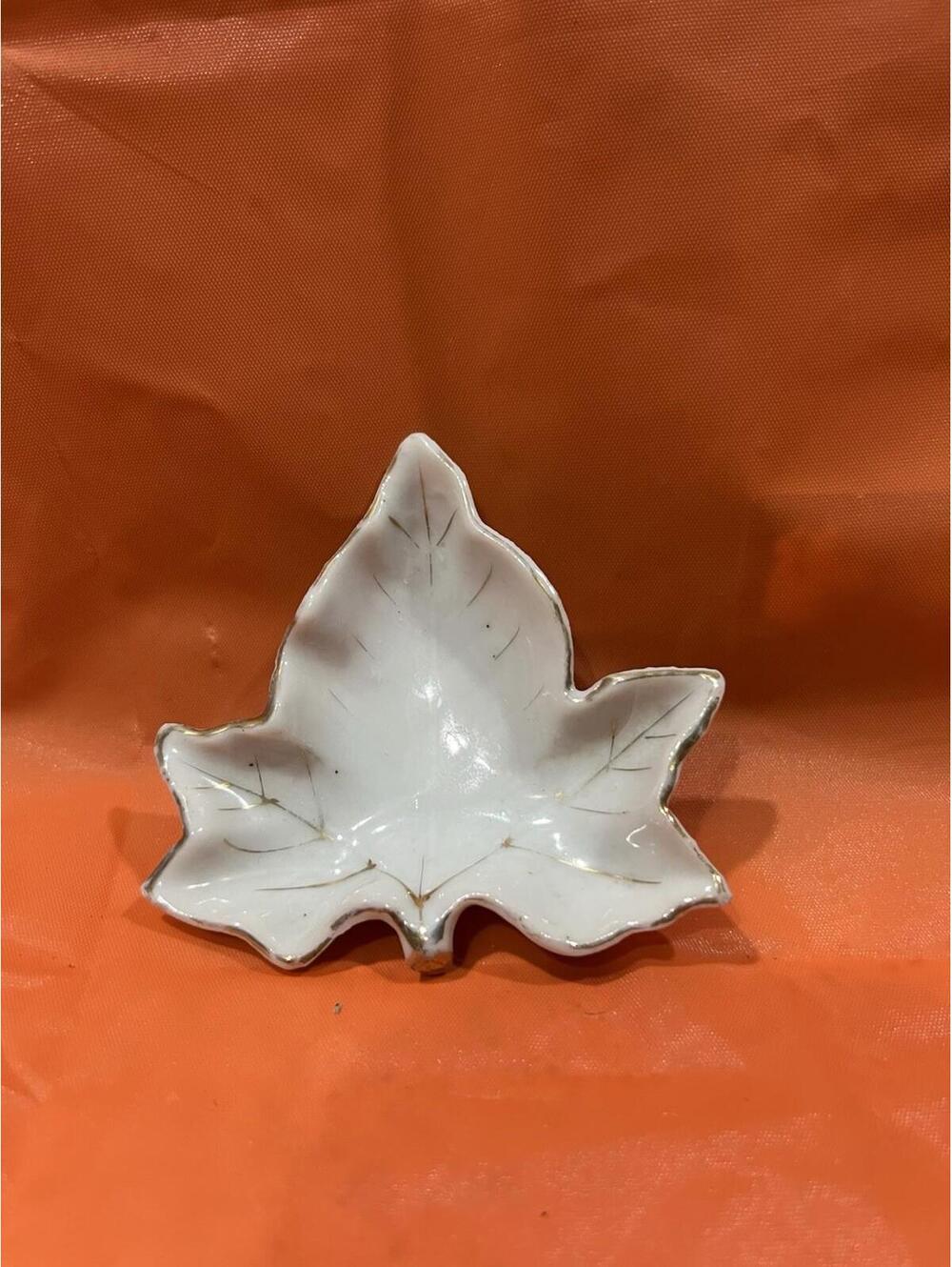 Occupied Japan Art Deco White Leaf Gold Trim Trinket Dish 3.5" Vintage 1940s